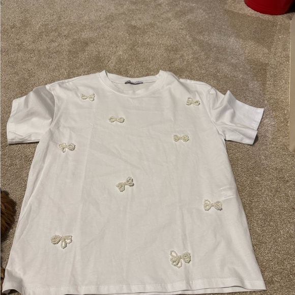 Zara Tops - Zara White Womens Tee with Bow Details